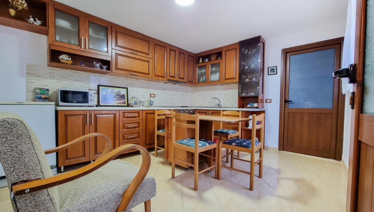 Dhimitri Apartment Berat Dış mekan fotoğraf