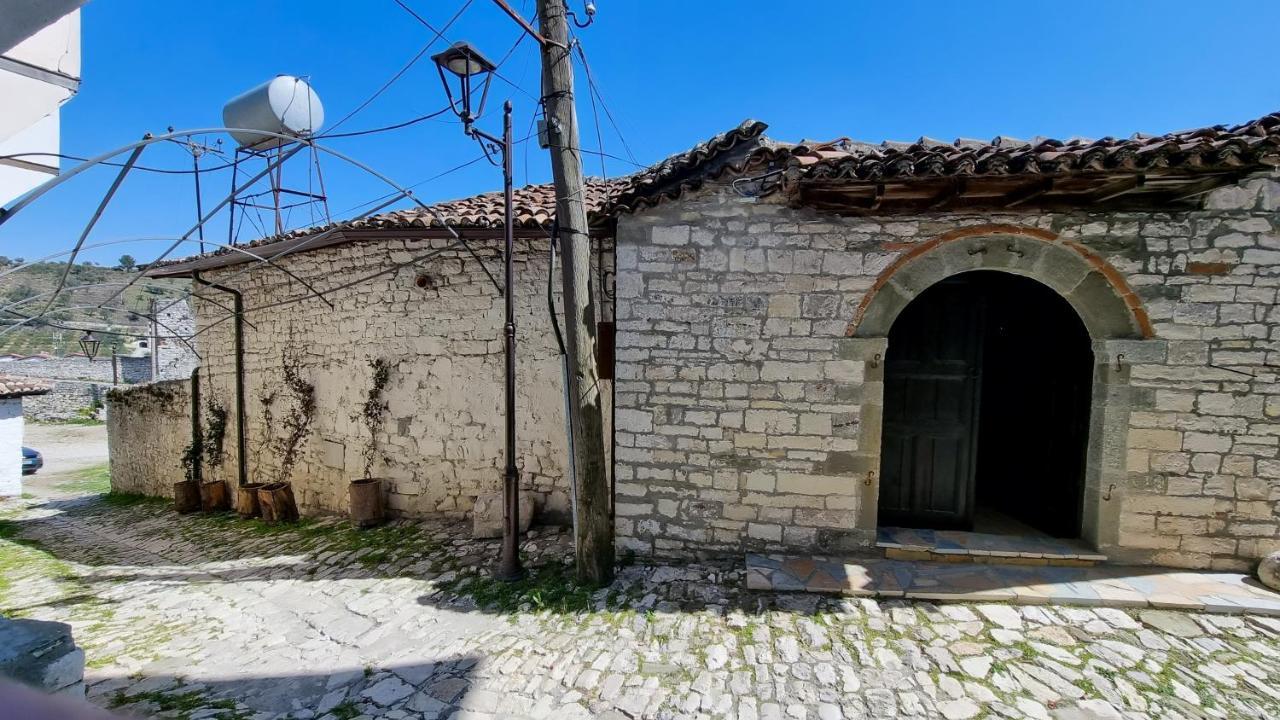 Dhimitri Apartment Berat Dış mekan fotoğraf